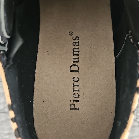 NWOT Pierre Dumas Wedge Booties - Picture 2 of 6